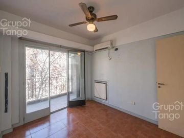 Venta Departamento Dos Ambientes Caballito Balcon Terraza