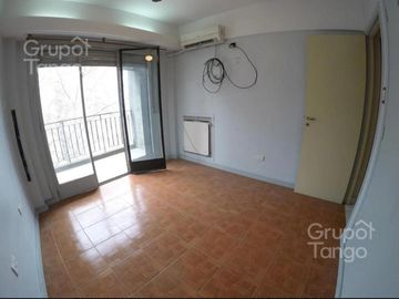Venta Departamento Dos Ambientes Caballito Balcon Terraza