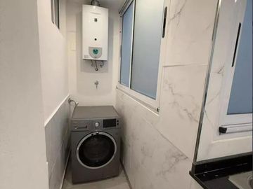 Departamento Venta La Paternal Cuatro Ambientes Balcon Frente Terraza Parilla