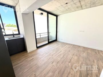 41 m2 - Semipiso A Estrenar de 2 Ambientes en Villa Urquiza - Luminoso, Moderno y con Excelente Conectividad.