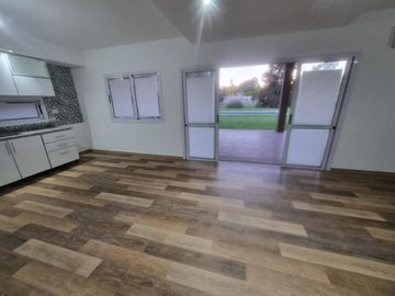 VENTA, CASA A LAGUNA, POSADA DE LOS LAGOS  al 100