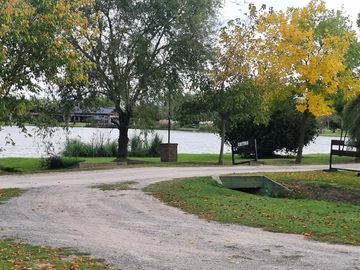 VENTA, CASA A LAGUNA, POSADA DE LOS LAGOS  al 100