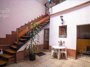 Venta Casa Boedo Almagro Seis Ambientes Dos Plantas
