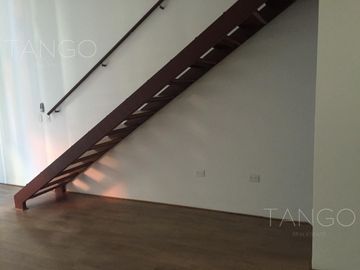 Venta Departamento en Nuñez Tipo Loft Dos Plantas Con Cochera Apto Crédito