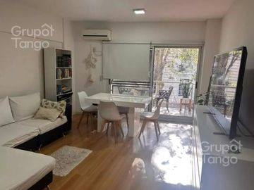 Venta Departamento 2 Ambientes en Caballito Con Cochera