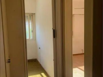 Venta Departamento 4 Ambientes en Parque Patricios Con Balcón Con Cochera Baulera