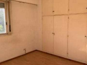 Venta Departamento 4 Ambientes en Parque Patricios Con Balcón Con Cochera Baulera
