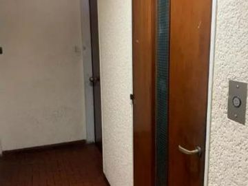 Venta Departamento 4 Ambientes en Parque Patricios Con Balcón Con Cochera Baulera