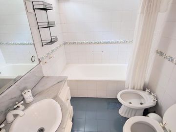 Oportunidad - Departamento en  Venta 3 ambientes - Recoleta