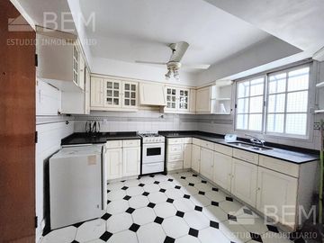 Oportunidad - Departamento en  Venta 3 ambientes - Recoleta