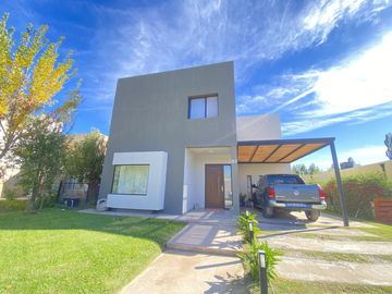 Casa en Finca Villa Muluen, Plottier- Neuquén- Venta
