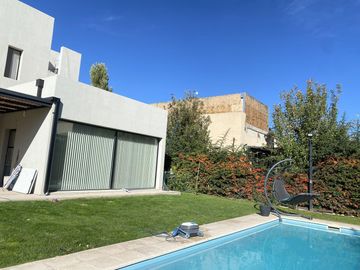 Casa en Finca Villa Muluen, Plottier- Neuquén- Venta