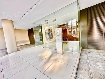 Venta Departamento Duplex en Palermo Hollywood Con Balcón Cochera Parrilla Pileta