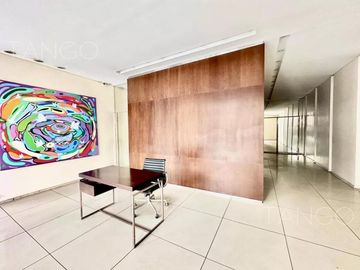 Venta Departamento Duplex en Palermo Hollywood Con Balcón Cochera Parrilla Pileta