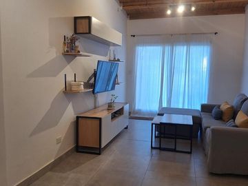 Divina Casa en Ingeniero Maschwitz - APTO CREDITO