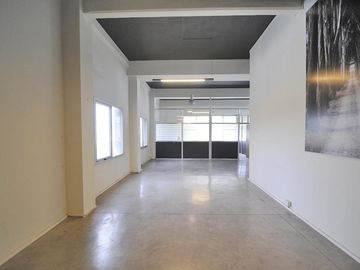Oficinas en alquiler en Beccar - Centro Uruguay Norte -  6 cocheras
