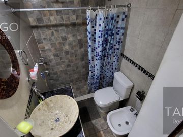 Venta Departamento PH Once Cuatro Ambientes