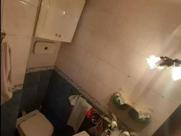 Venta Departamento Cuatro Ambientes en Boedo Con Balcón Apto Crédito Con Baulera