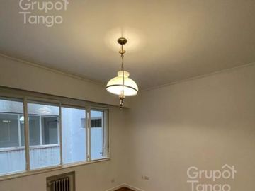Venta Departamento Semipiso 3 Ambientes en Palermo Con Baulera