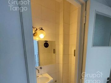 Venta Departamento Semipiso 3 Ambientes en Palermo Con Baulera