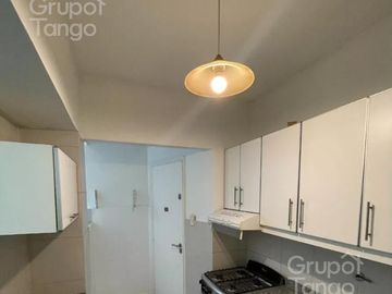 Venta Departamento Semipiso 3 Ambientes en Palermo Con Baulera