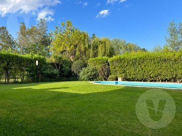 Casa en venta - Barrio Echeverria del Lago, Canning