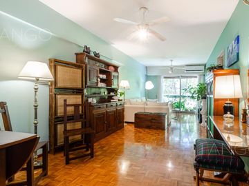 Venta Departamento 5 Ambientes Cochera y Baulera Recoleta