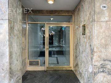 Monoambiente en venta entre Abasto y Balvanera. Ideal inversion y renta. APTO CRÉDITO