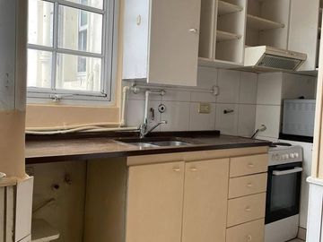 Departamento en Monserrat en venta, 3 ambientes con balcón