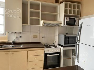 Departamento en Monserrat en venta, 3 ambientes con balcón