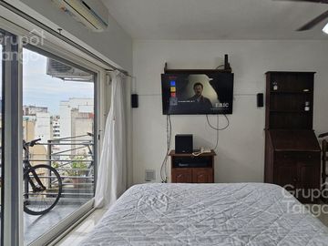 Venta Departamento Monoambiente Balvanera Balcón Cochera