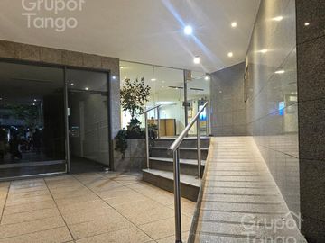 Venta Departamento Monoambiente Balvanera Balcón Cochera