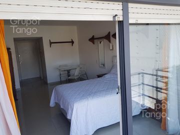 Venta Departamento Monoambiente Balvanera Balcón Cochera