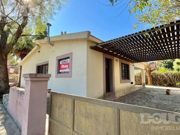Casa céntrica con gas natural en venta - Merlo / San Luis