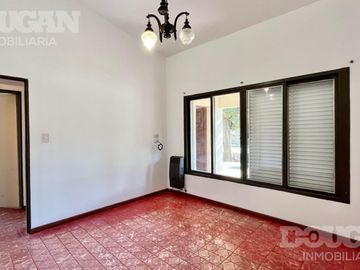 Casa céntrica con gas natural en venta - Merlo / San Luis