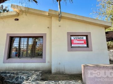 Casa céntrica con gas natural en venta - Merlo / San Luis