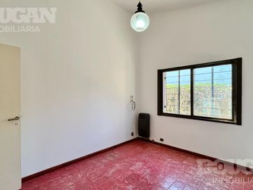 Casa céntrica con gas natural en venta - Merlo / San Luis