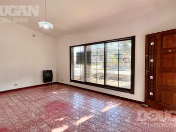 Casa céntrica con gas natural en venta - Merlo / San Luis