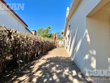 Casa céntrica con gas natural en venta - Merlo / San Luis