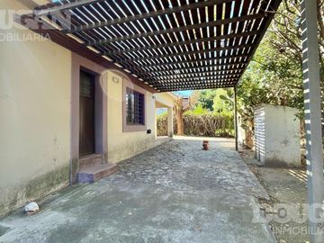 Casa céntrica con gas natural en venta - Merlo / San Luis