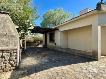 Casa céntrica con gas natural en venta - Merlo / San Luis
