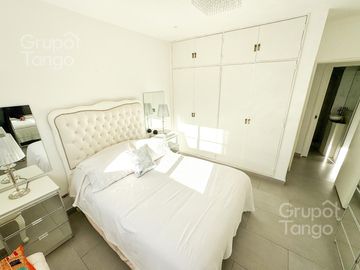 Departamento Venta Villa Crespo Cuatro Ambientes Balcon Frente Terraza Parilla