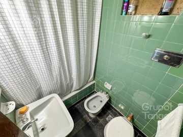 Departamento Venta Villa Crespo Cuatro Ambientes Balcon Frente Terraza Parilla