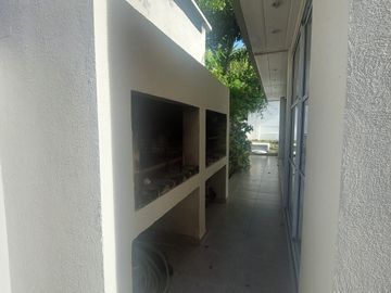 Duplex en Venta, Barrio Cerrado - La Plata