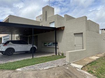 Venta Casa 3 dorm Miradores 1 - Apto crédito