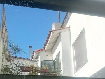 Venta Departamento Boedo PH Cuatro Ambientes Balcon Aterrazado Dos plantas