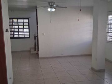 CASA EN VENTA EN PEDREGAL DE ORIENTE EN GUADALUPE