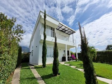 Vendo Casa En Condominio El Darién