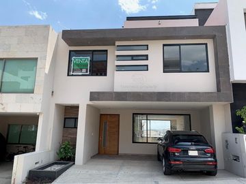 Casa en Lago Esmeralda