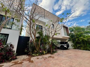 Venta de Casa en Temozon Norte